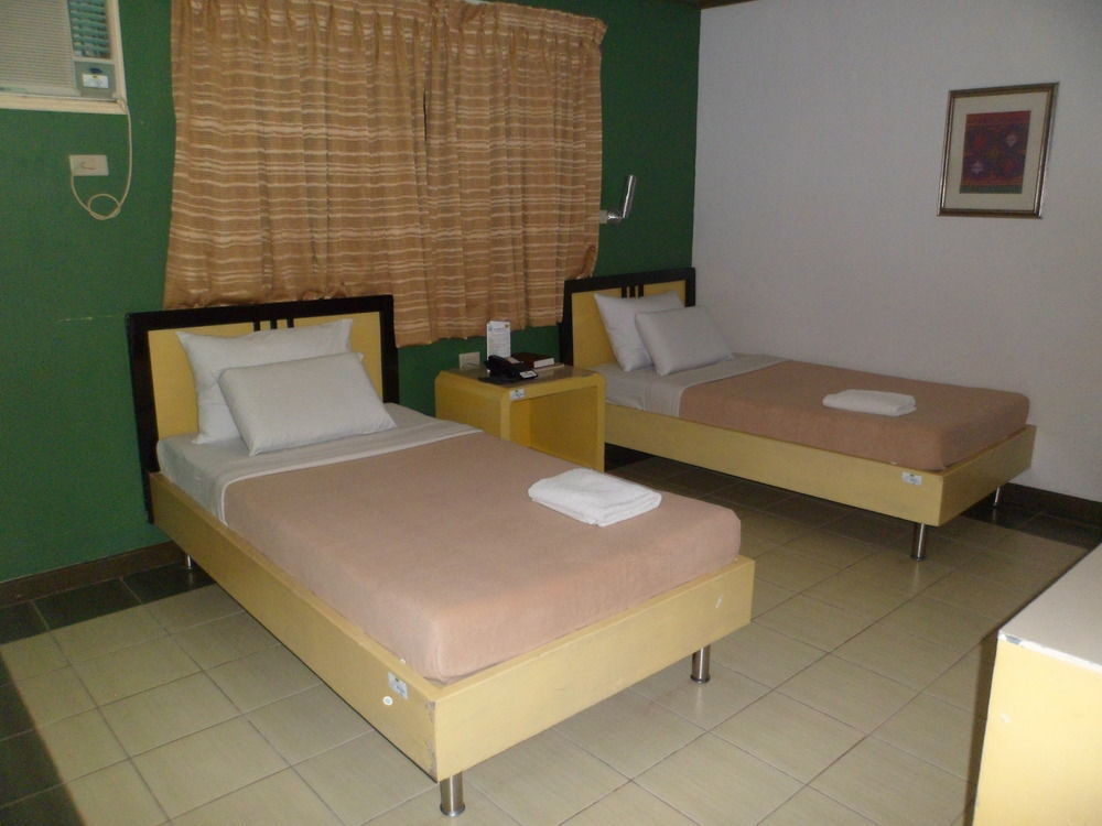 Riverside Inn Babuy Exterior foto