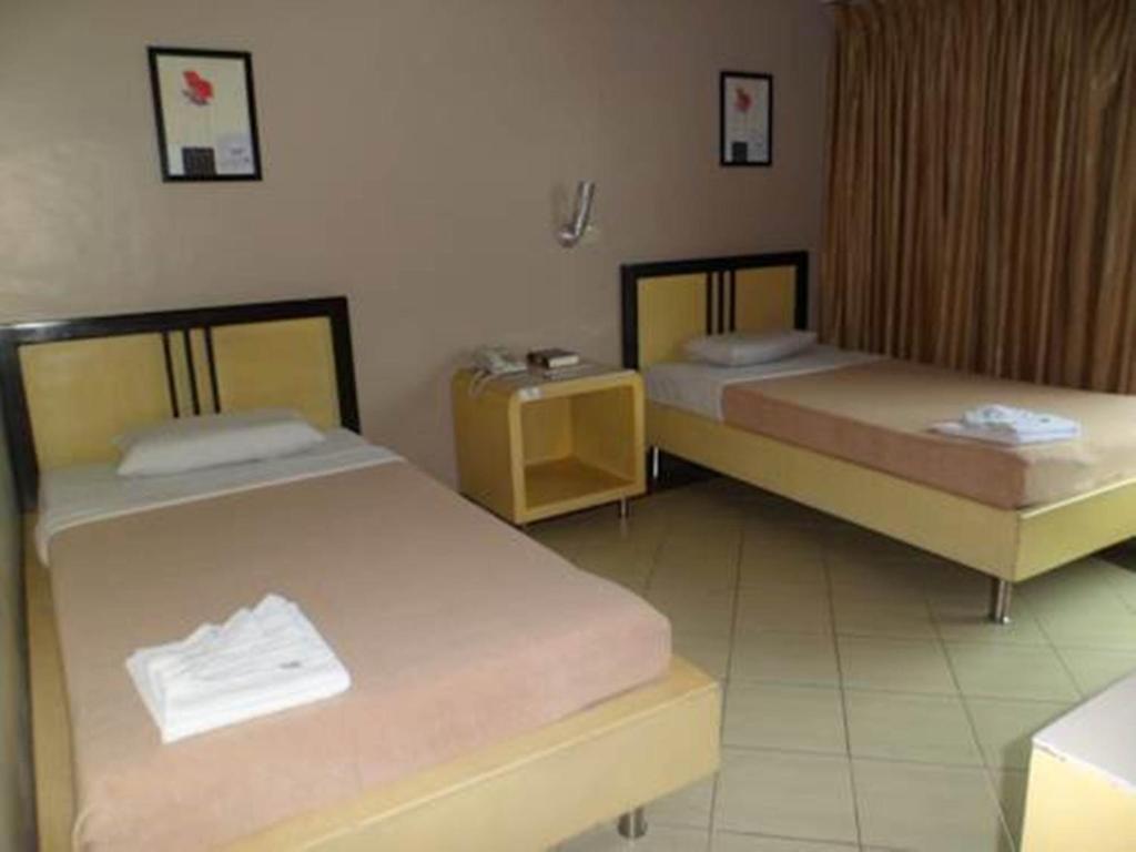 Riverside Inn Babuy Quarto foto